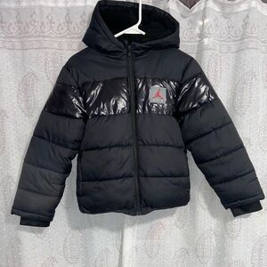 Jordan Kids Black Puffer Jacket with Hood Medium 10/12